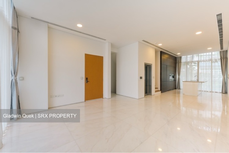 Shallot Lane (D10), Terrace #531365421